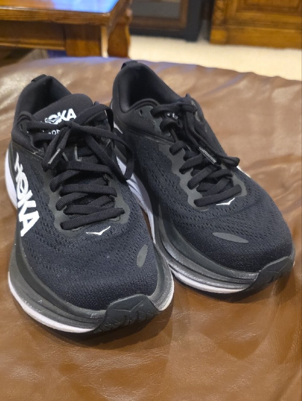 Hoka Womens Black &White Bondi 8 Running Shoes Sz 6.5B - Picture 3 of 7